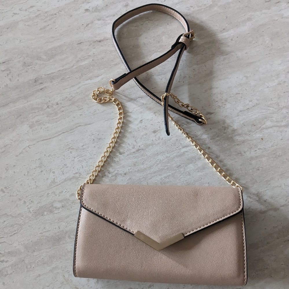 DSW Light Blush Crossbody Bag